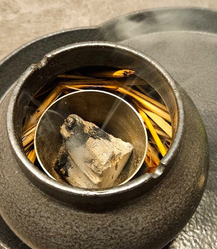GOWOOGA Yeouido · Hanwoo beef grilling over binchotan charcoal