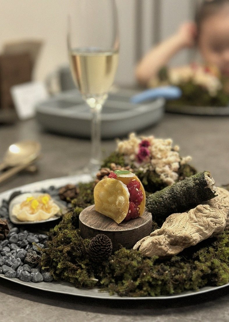 GOWOOGA Yeouido · a plated course of Hanwoo beef