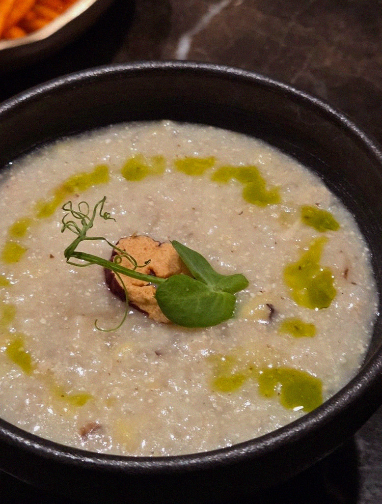 대보정 여의도점 · IFC 맛집 · 따뜻하게 마무리하는 국물 요리