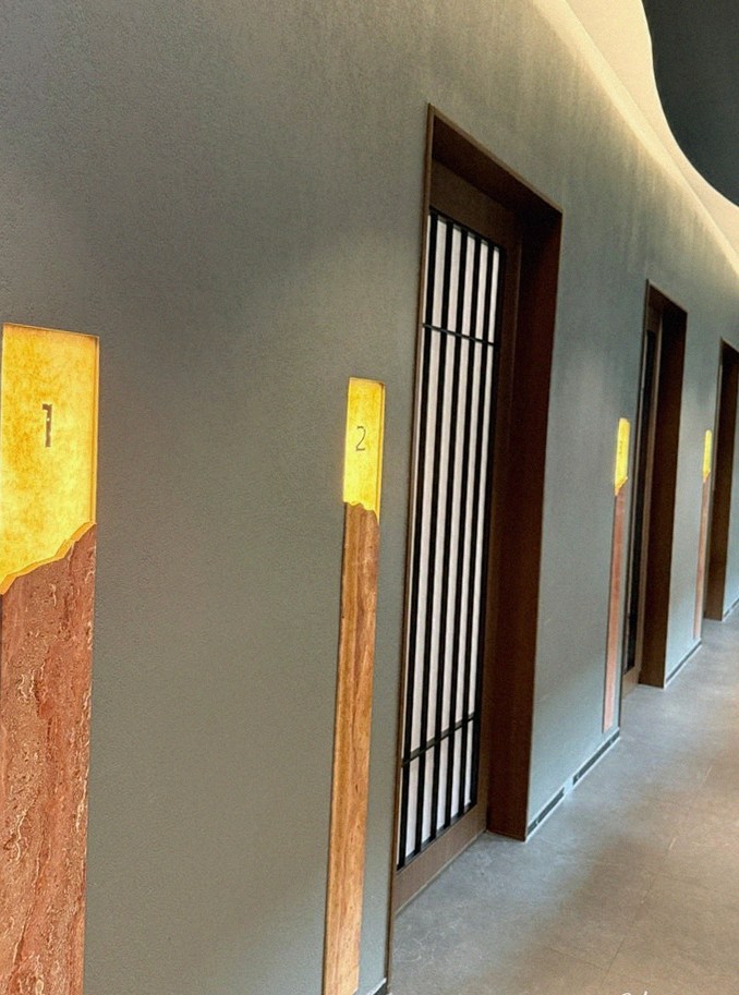 WOOHANA Jonggak · a private dining room — every table is a private room