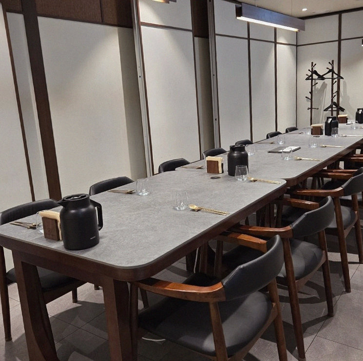 GOWOOGA Gangnam·Yeoksam · a private dining room — every table is a private room
