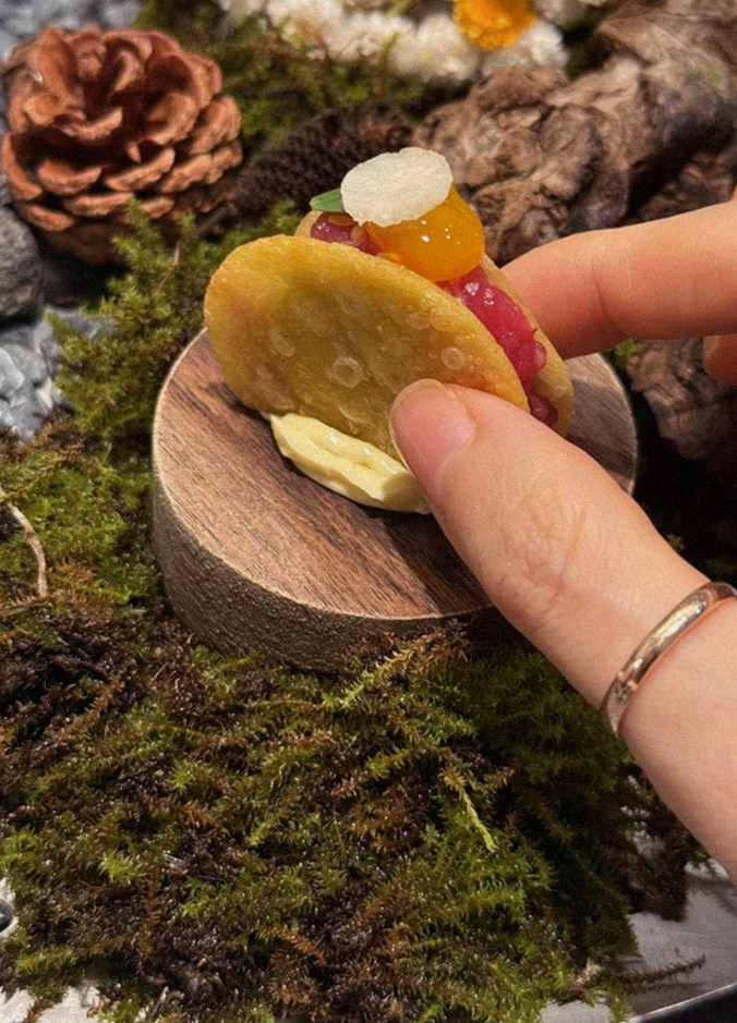 GOWOOGA Gangnam·Yeoksam · dessert to close the omakase