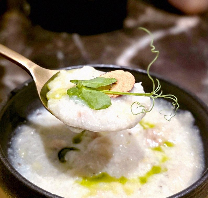 대보정 시청역점 · 경복궁 근처 맛집 · 식사 코스와 곁들임