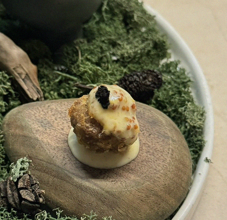 우아라 여의도점 · 여의도 63빌딩 맛집 · 신선한 한우 육회