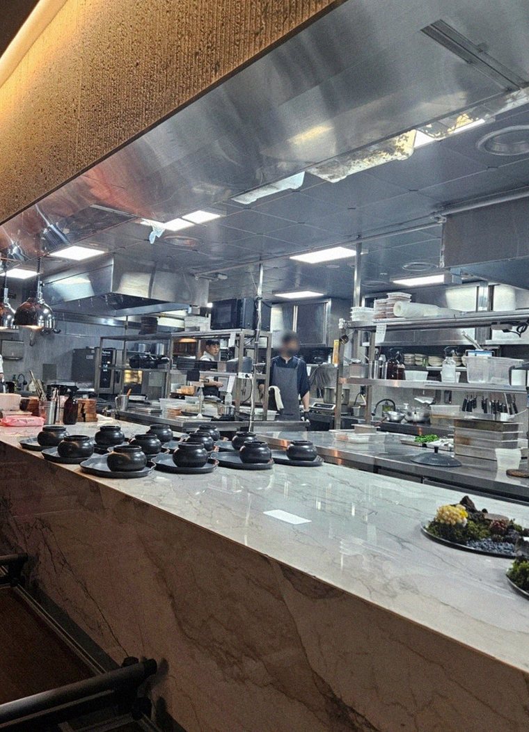 GOWOOGA Gangnam·Yeoksam · the full Hanwoo omakase table