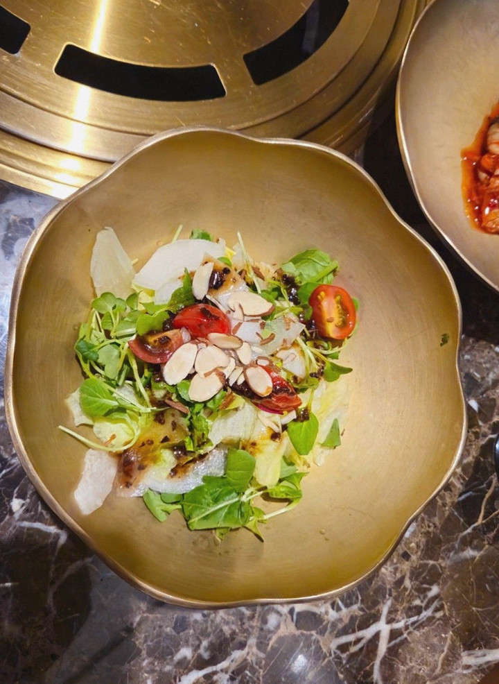 DAEBOJUNG City Hall · fresh Hanwoo beef tartare (yukhoe)