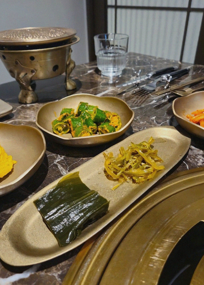DAEBOJUNG City Hall · assorted Korean side dishes (banchan)