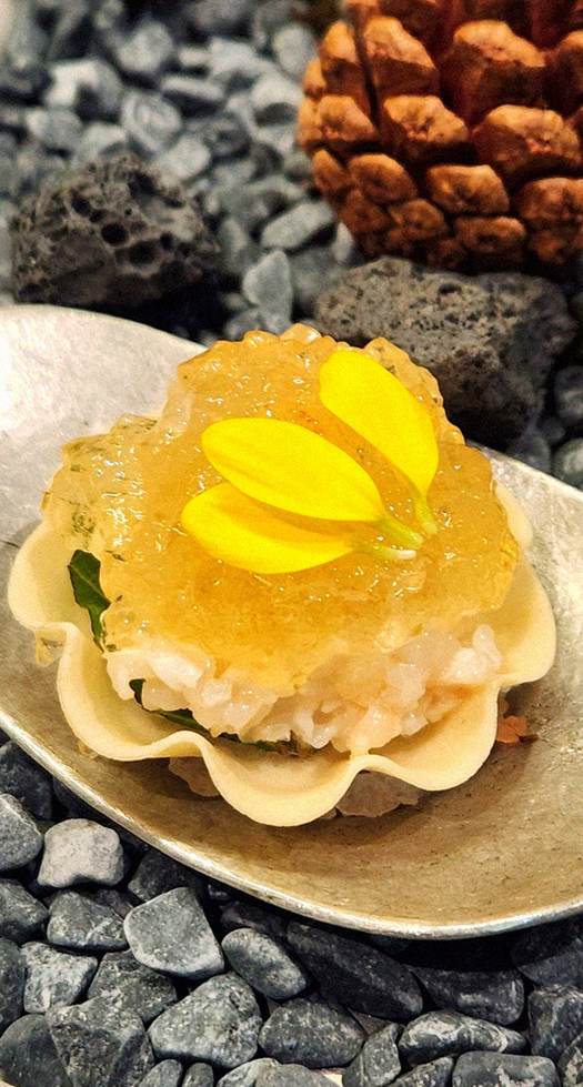 GOWOOGA Gangnam·Yeoksam · fresh Hanwoo beef tartare (yukhoe)
