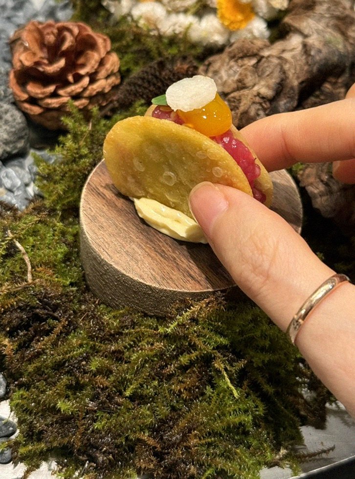 GOWOOGA Gangnam·Yeoksam · dessert to close the omakase