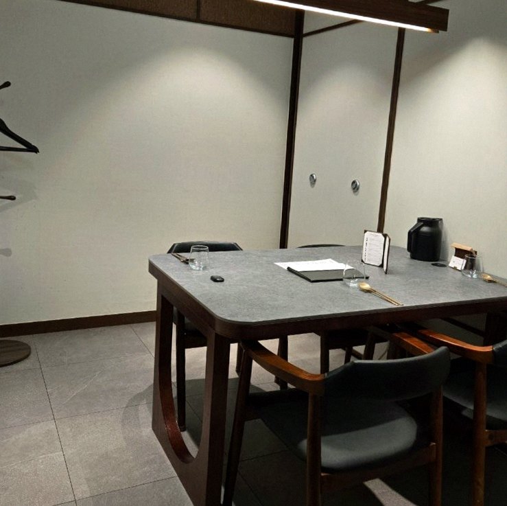 GOWOOGA Gangnam·Yeoksam · a private dining room — every table is a private room