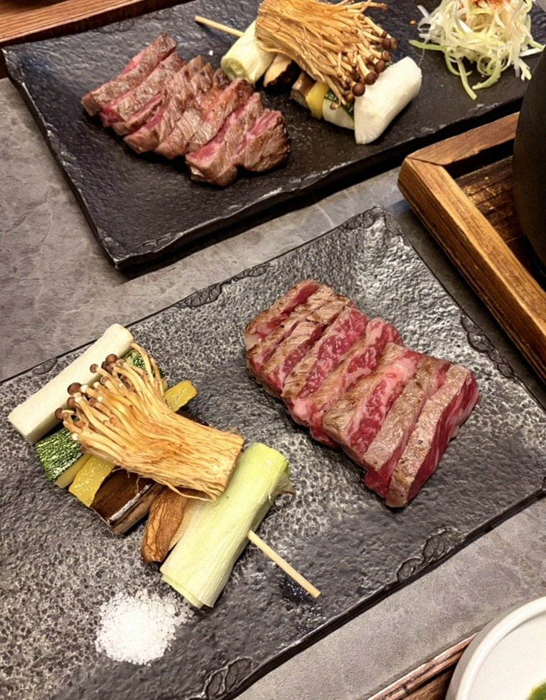 GOWOOGA Yeouido · 霜降りの最高級韓牛のショーイング
