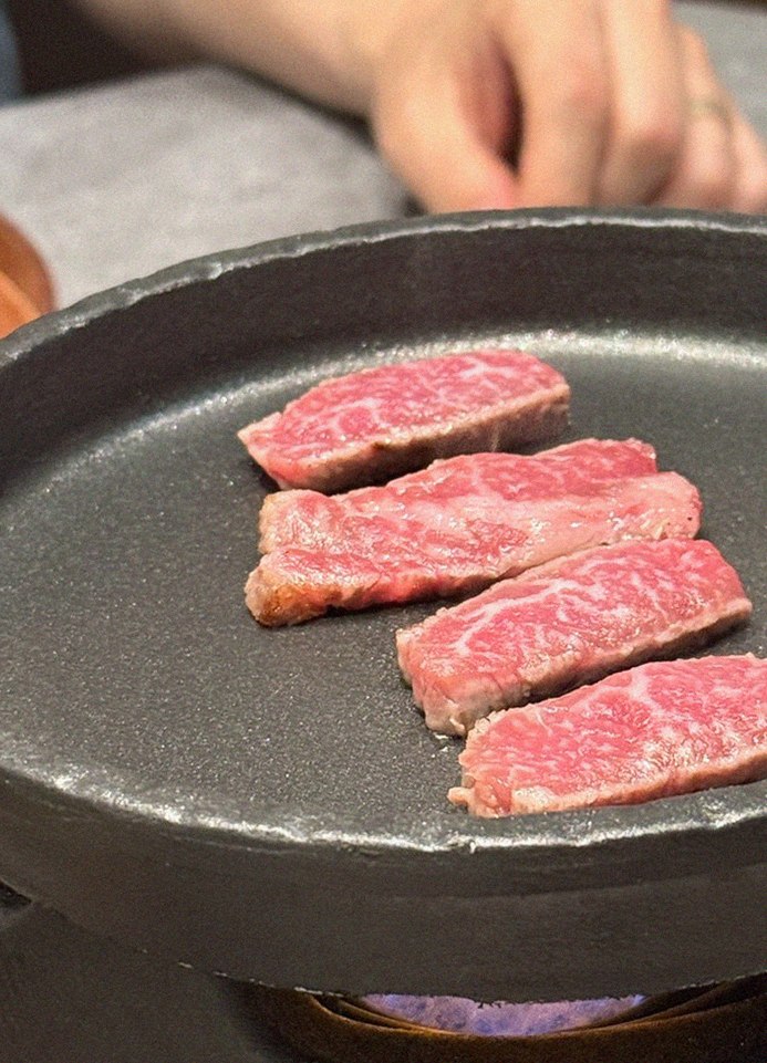 고우가 역삼점 강남 · 서울 한우오마카세 · 비장탄 그릴 위에서 익어가는 한우
