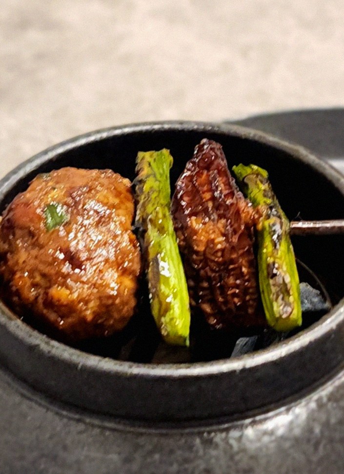 고우가 광화문점 · 광화문 근처 맛집 · 비장탄 그릴 위에서 익어가는 한우