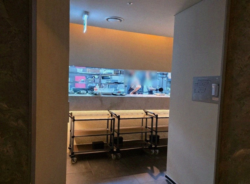 WOOARA Gwanghwamun · a private dining room — every table is a private room