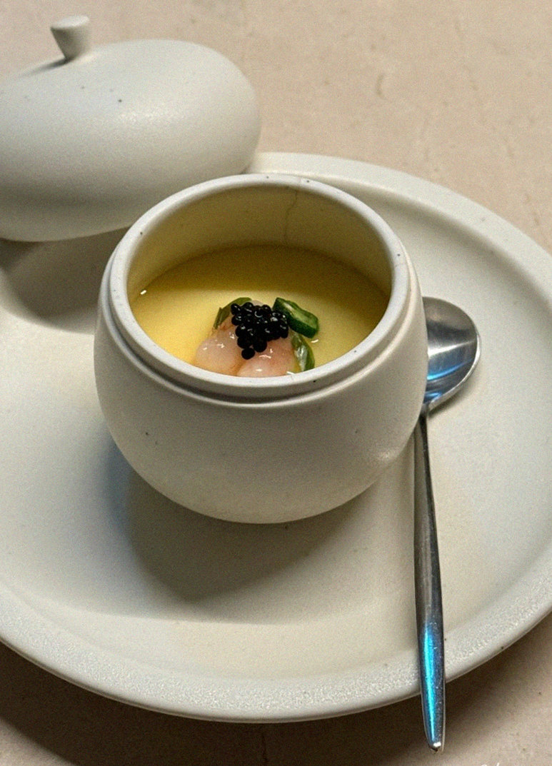 우아라 광화문점 · 경복궁역 맛집추천 · 따뜻하게 마무리하는 국물 요리