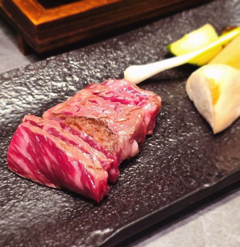WOOHANA Yeouido · premium marbled Hanwoo beef presented before grilling