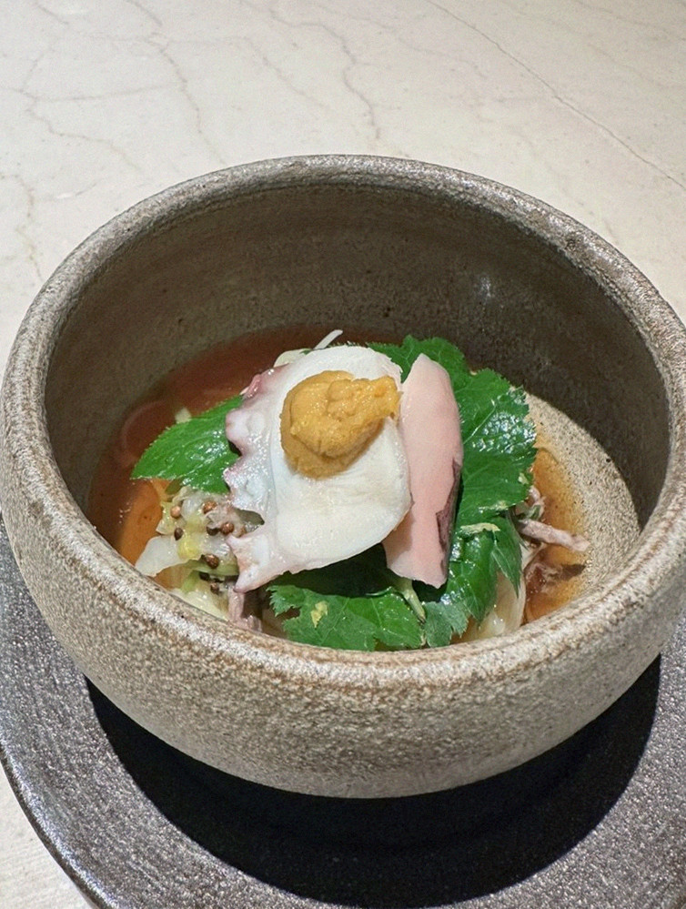 WOOARA Gwanghwamun · fresh Hanwoo beef tartare (yukhoe)