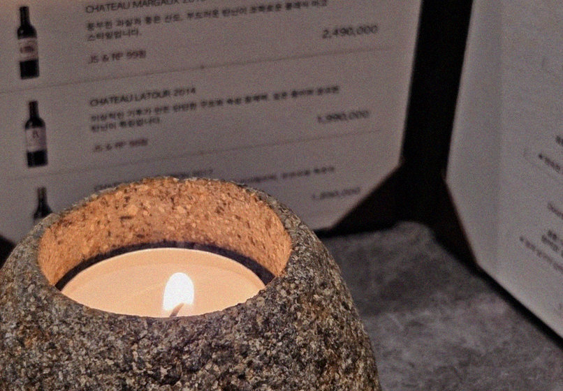 GOWOOGA Gangnam·Yeoksam · the signature Hanwoo showing — marbled beef cuts and caviar presented in a display chest