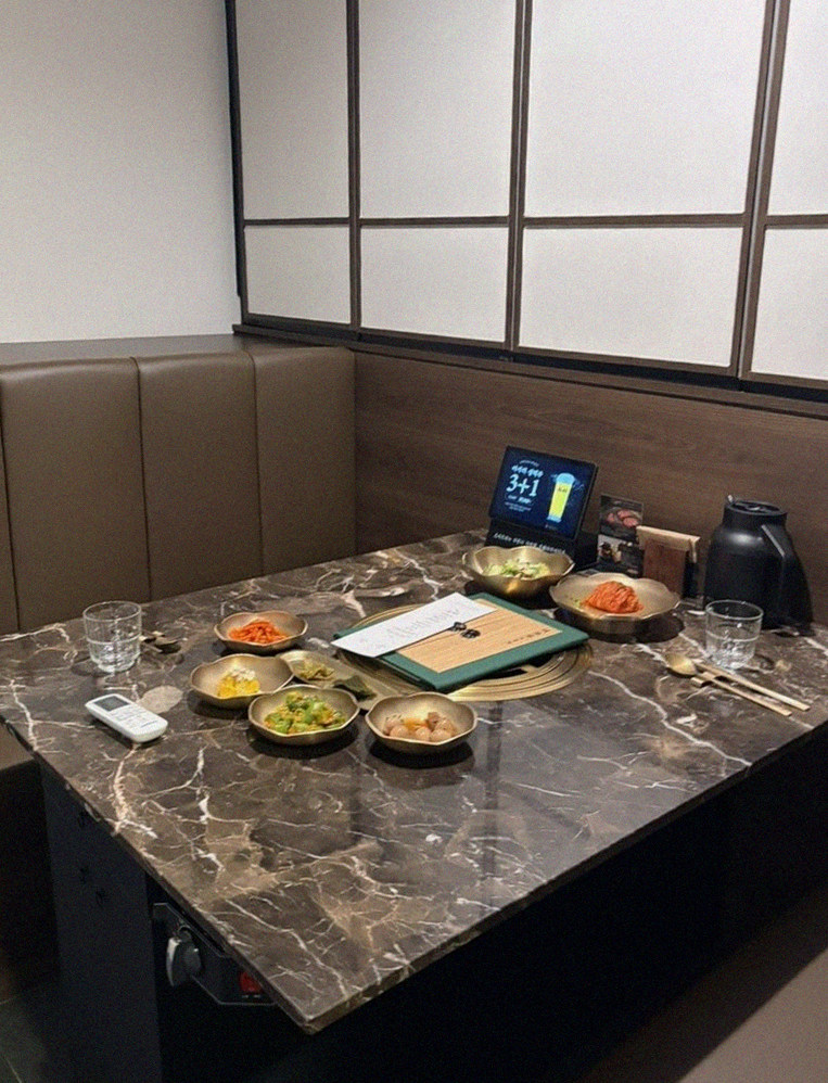 대보정 여의도점 · 여의도 오마카세 · 코스에 곁들여지는 해산물 요리