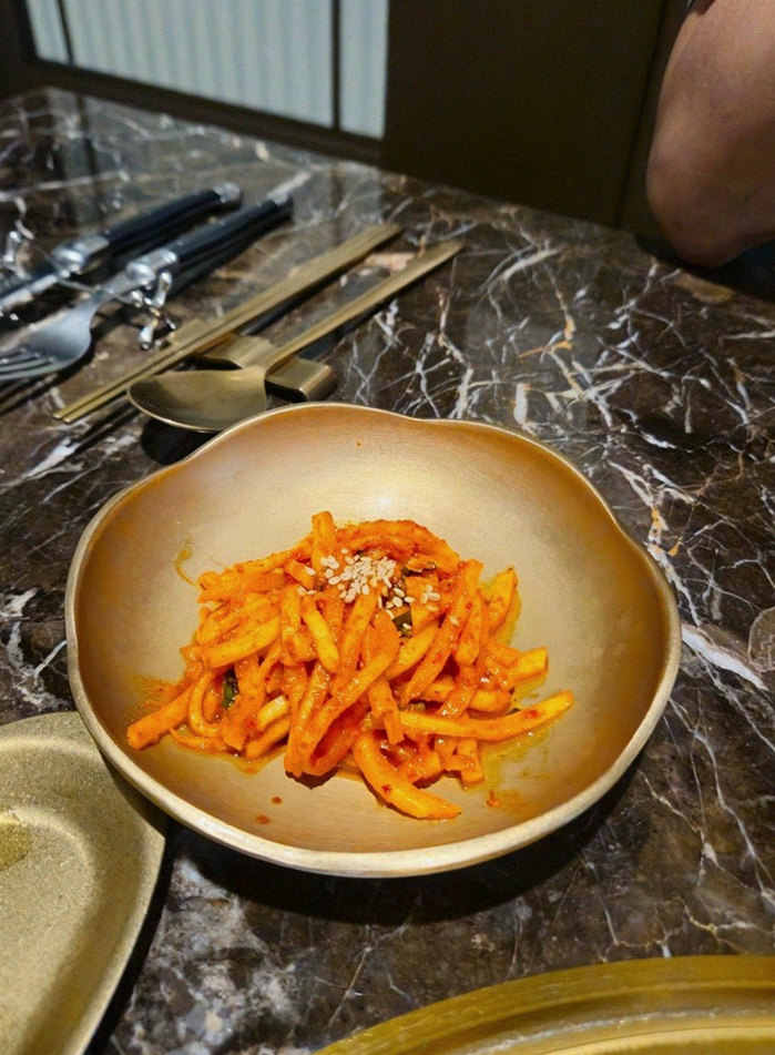대보정 시청역점 · 서울 소고기오마카세 · 신선한 한우 육회