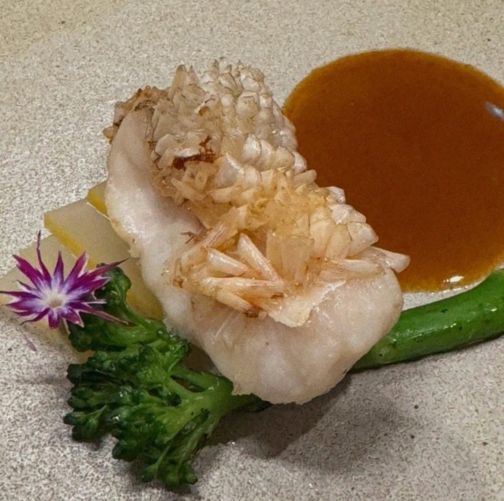 GOWOOGA Gwanghwamun · seafood course served alongside the beef
