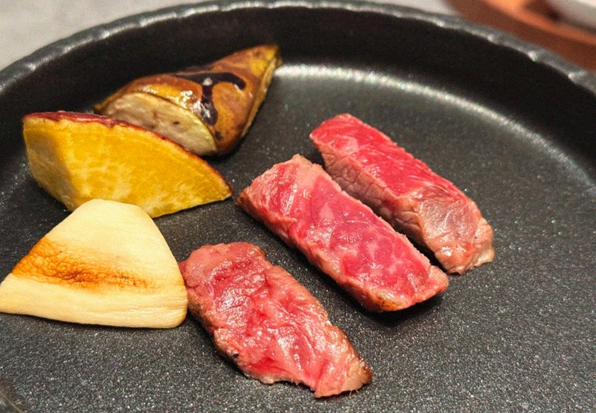 우하나 종각역점 · 덕수궁 맛집 · 비장탄 그릴 위에서 익어가는 한우