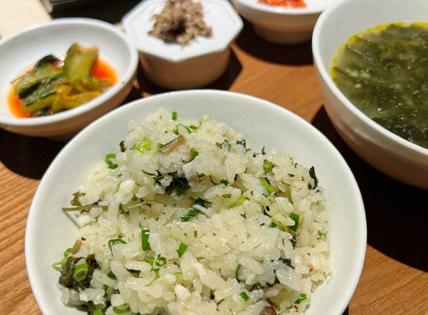 WOOARA Gwanghwamun · the rice course with accompaniments