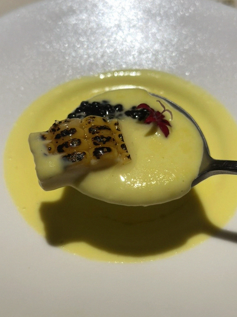 WOOARA Gwanghwamun · dessert to close the omakase