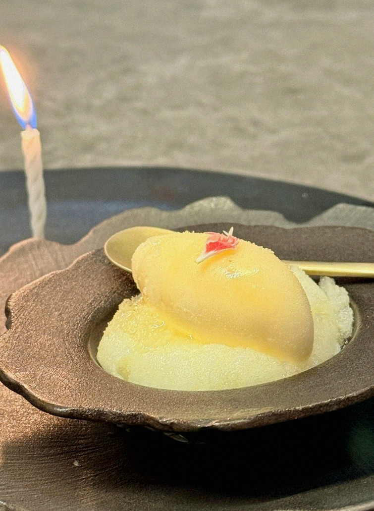 고우가 여의도점 · 서울 한우오마카세 · 신선한 한우 육회