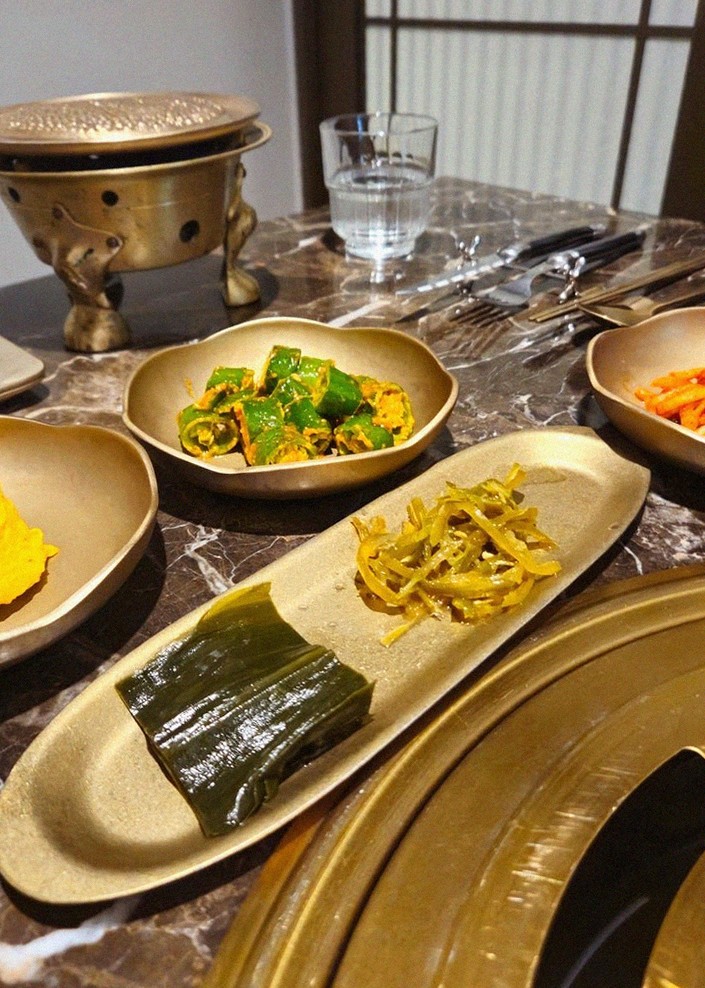 DAEBOJUNG City Hall · assorted Korean side dishes (banchan)
