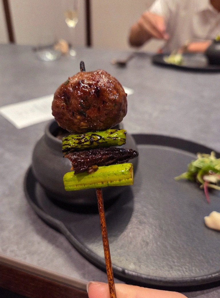 GOWOOGA Gangnam·Yeoksam · a plated course of Hanwoo beef
