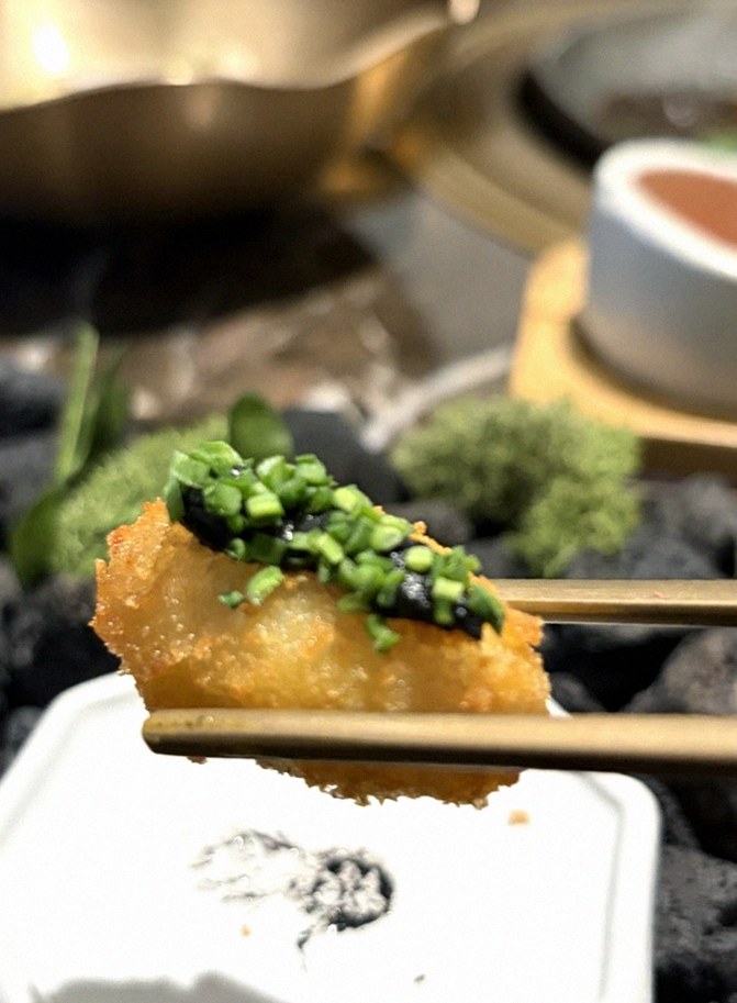 DAEBOJUNG City Hall · fresh Hanwoo beef tartare (yukhoe)