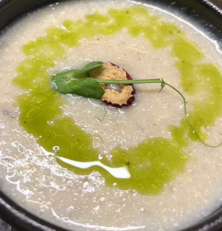 대보정 여의도점 · 여의도 더현대 맛집 · 식사 코스와 곁들임