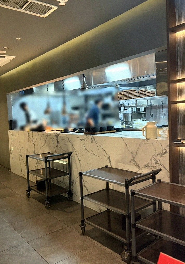 고우가 여의도점 · 영등포 점심맛집 · 전 좌석 프라이빗 룸 내부 분위기
