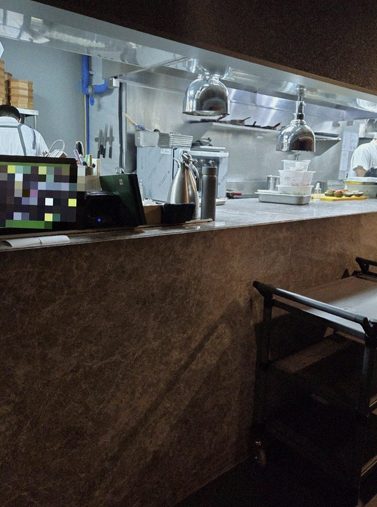 DAEBOJUNG Yeouido · seafood course served alongside the beef