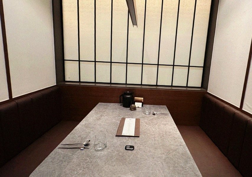 WOOHANA Jonggak · a private dining room — every table is a private room
