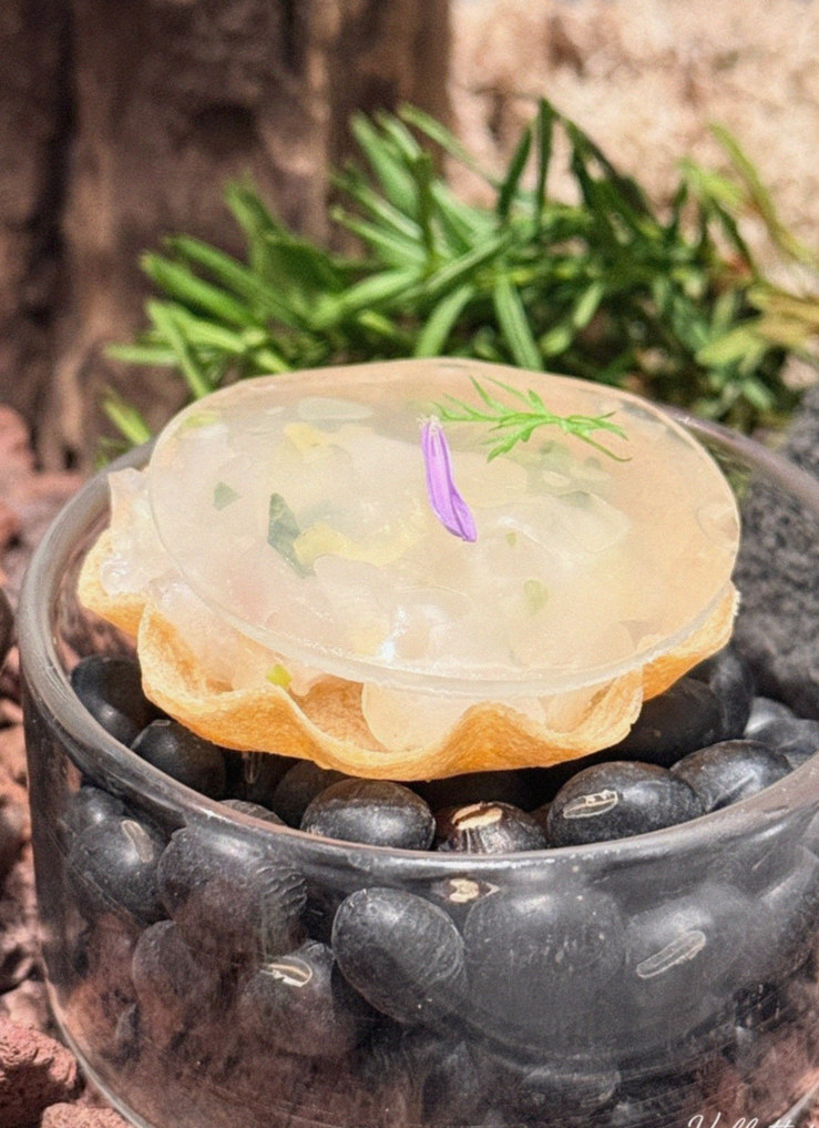 WOOHANA Yeouido · a warm soup to finish the course