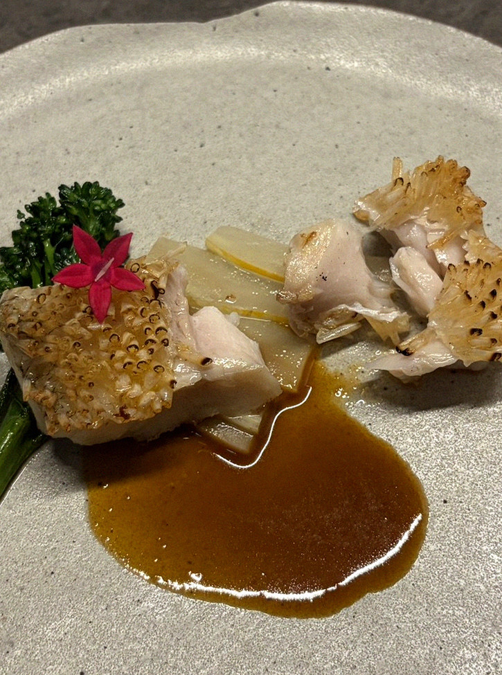 GOWOOGA Yeouido · 套餐中搭配的海鲜料理