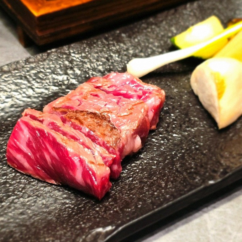 WOOHANA Jonggak · premium marbled Hanwoo beef presented before grilling