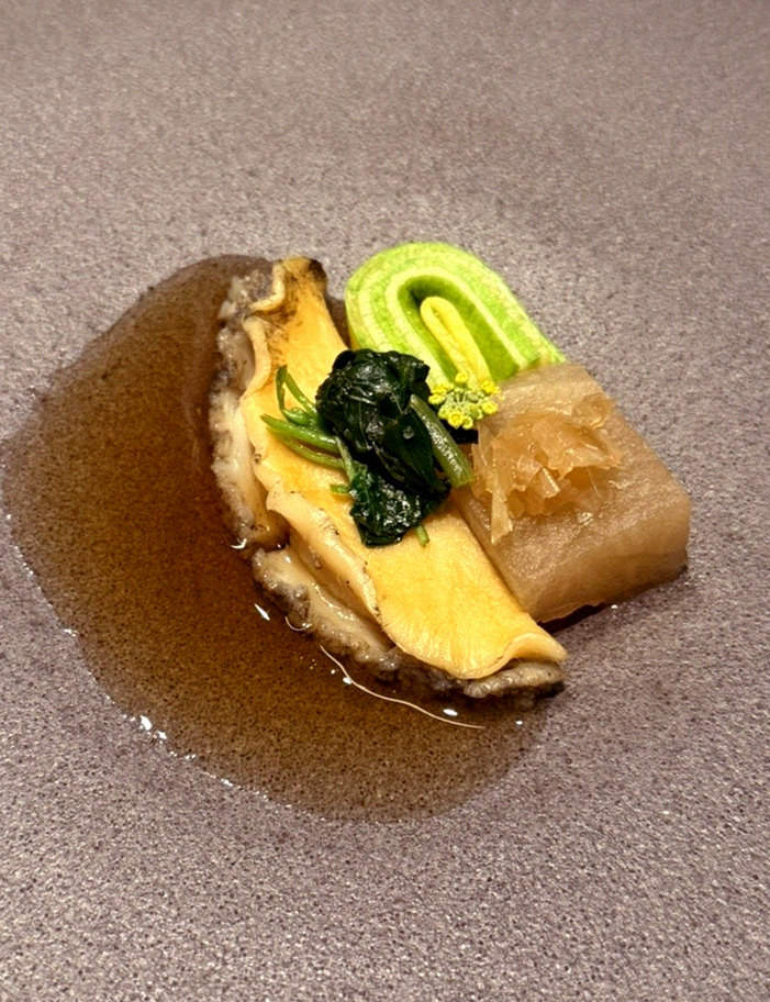 WOOHANA Yeouido · 新鲜韩牛生拌牛肉