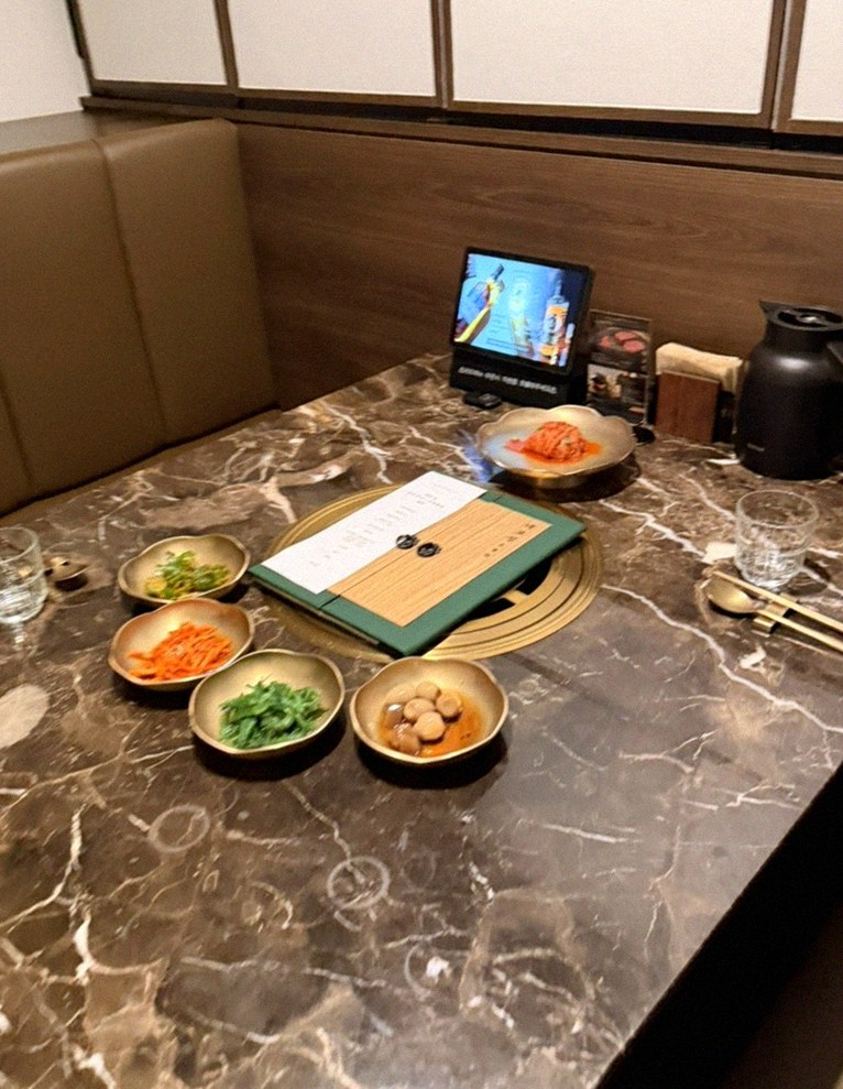 대보정 여의도점 · 여의도 점심맛집 · 한 상 가득 차려진 한우 오마카세 코스