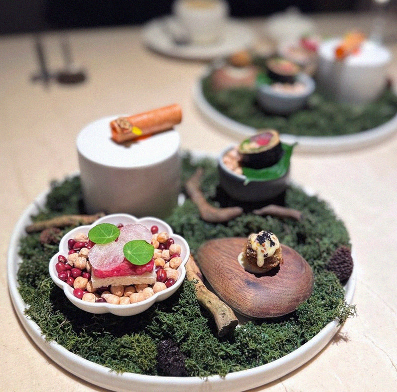 WOOARA Gwanghwamun · dessert to close the omakase