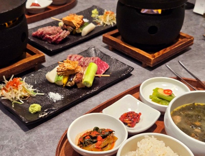 GOWOOGA Gangnam·Yeoksam · assorted Korean side dishes (banchan)