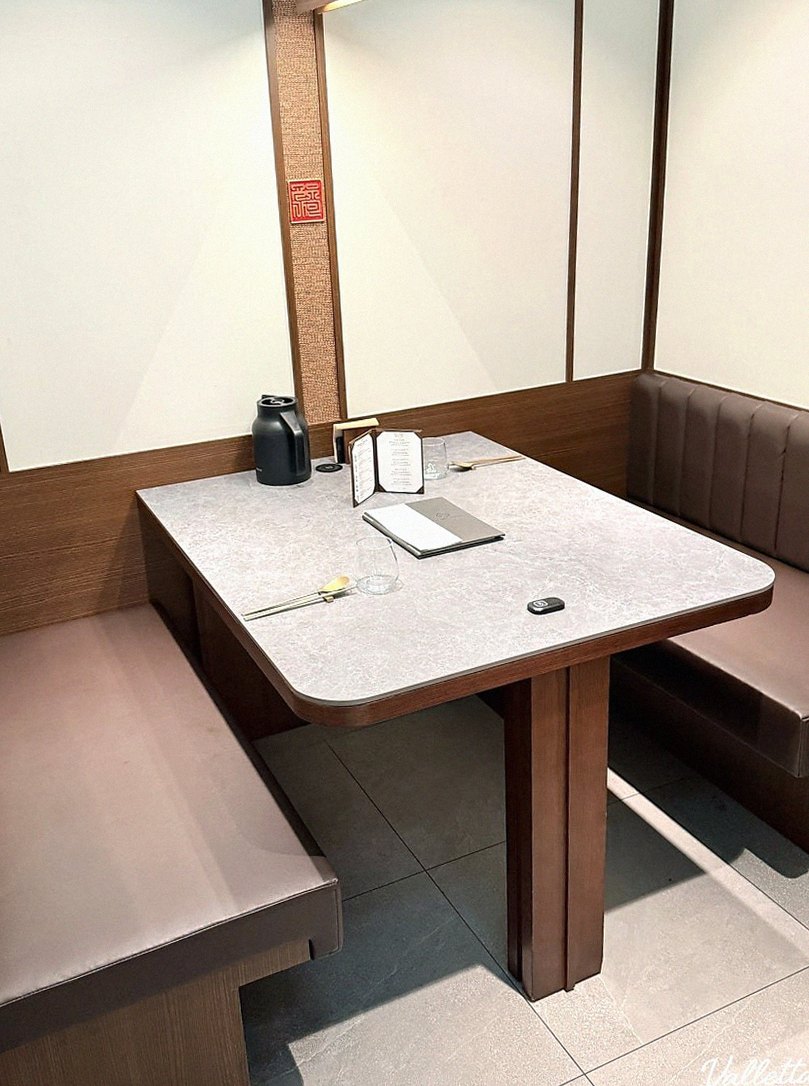 GOWOOGA Gangnam·Yeoksam · a private dining room — every table is a private room