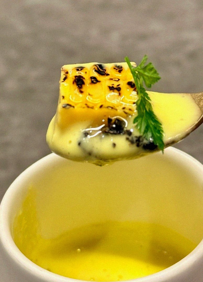 GOWOOGA Yeouido · dessert to close the omakase