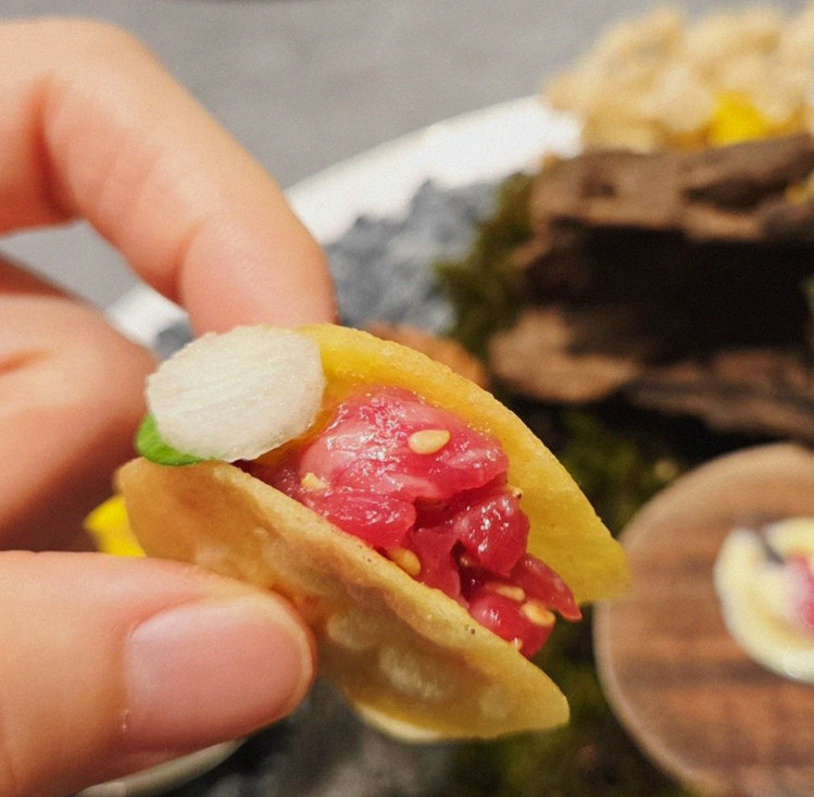 GOWOOGA Gangnam·Yeoksam · fresh Hanwoo beef tartare (yukhoe)