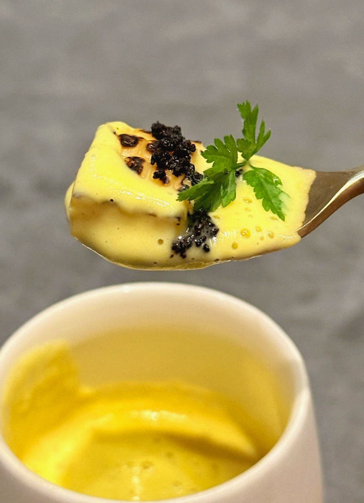GOWOOGA Gwanghwamun · dessert to close the omakase