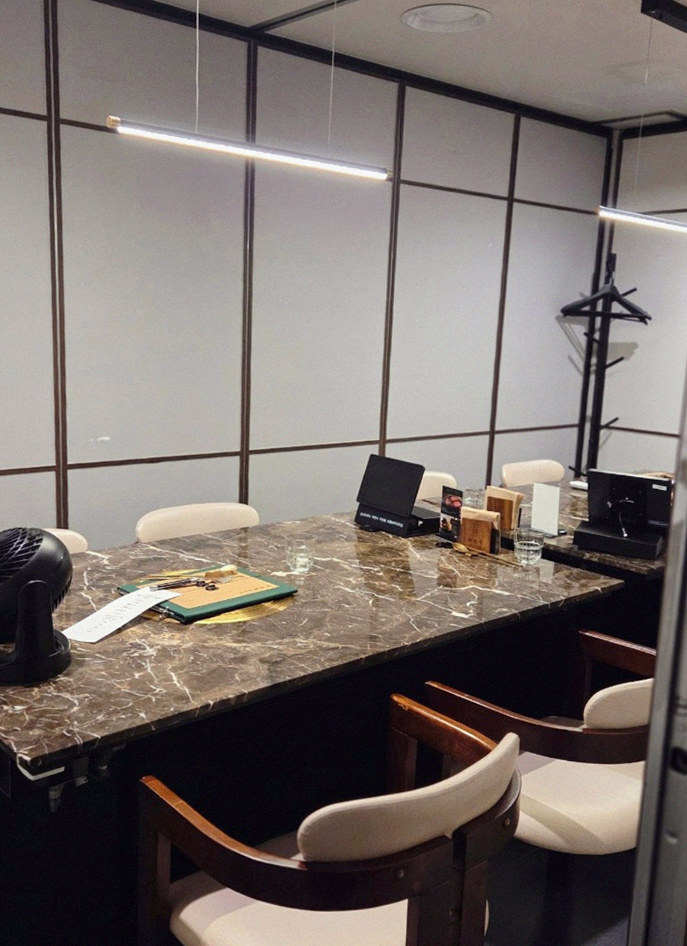 DAEBOJUNG City Hall · a private dining room — every table is a private room