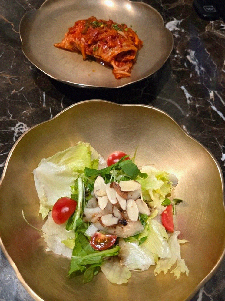 DAEBOJUNG City Hall · fresh Hanwoo beef tartare (yukhoe)