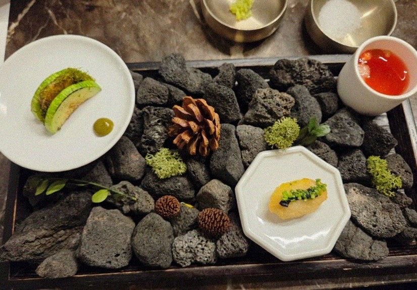DAEBOJUNG City Hall · a plated course of Hanwoo beef